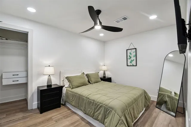 $1,799,990 | 320 Palm Island Northeast, Clearwater Beach, FL 33767