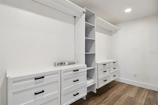 $1,799,990 | 320 Palm Island Northeast, Clearwater Beach, FL 33767