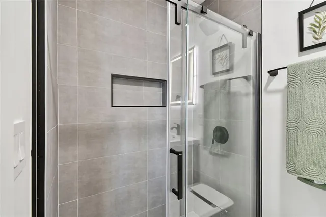 $1,799,990 | 320 Palm Island Northeast, Clearwater Beach, FL 33767