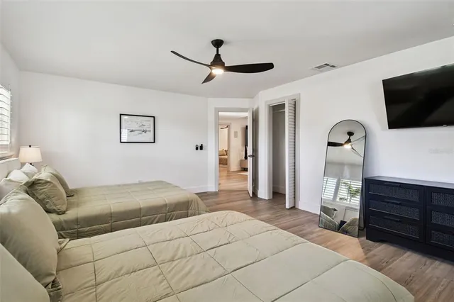 $1,799,990 | 320 Palm Island Northeast, Clearwater Beach, FL 33767