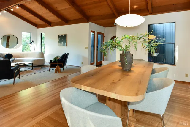 $1,379,000 | 1625 Meek Avenue, Napa, CA 94559