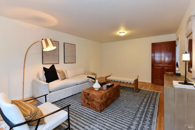 $1,379,000 | 1625 Meek Avenue, Napa, CA 94559