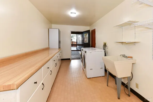 $1,379,000 | 1625 Meek Avenue, Napa, CA 94559