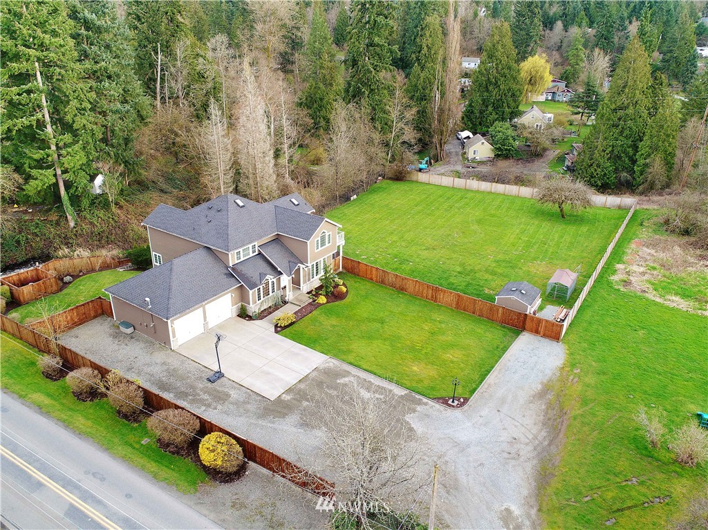 11514 County Line Road Edgewood, WA 98372 - Photo 1 of 25
