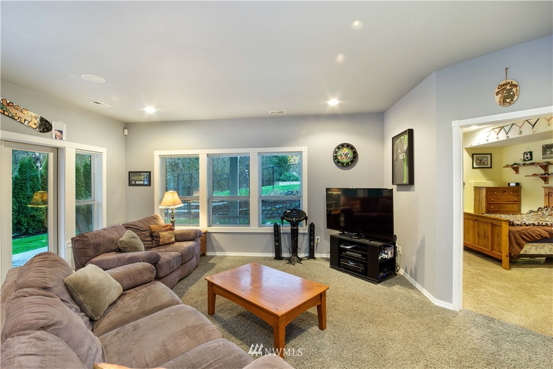 11514 County Line Road Edgewood, WA 98372 - Photo 17 of 25