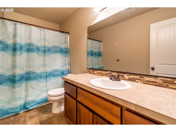 2546 Carson Loop Forest Grove, OR 97116 - Photo 14 of 17 Gallery Image 14