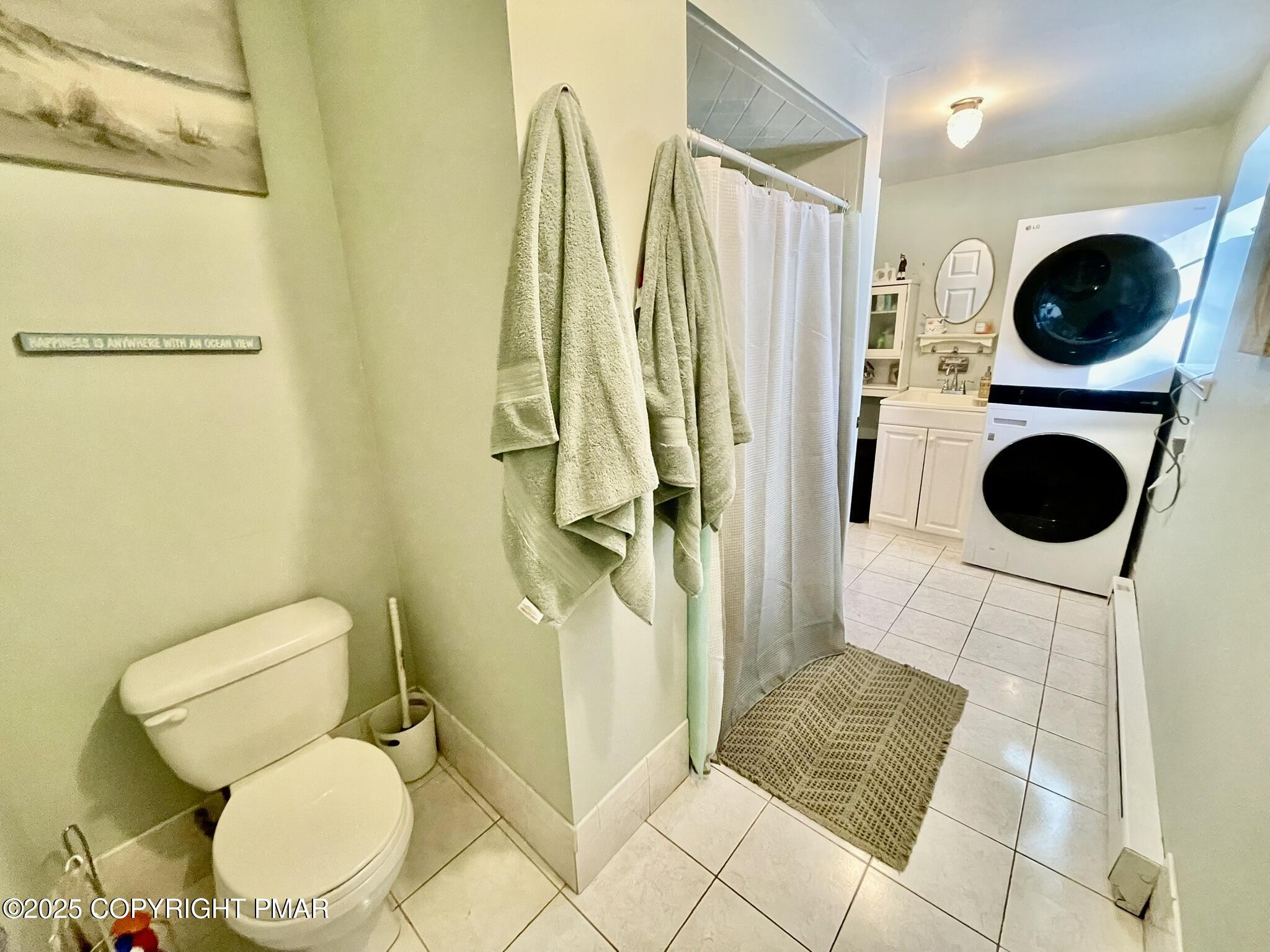 73 Panther Run Road Jim Thorpe, PA 18229 - Photo 18 of 55 a bathroom with a toilet and a shower