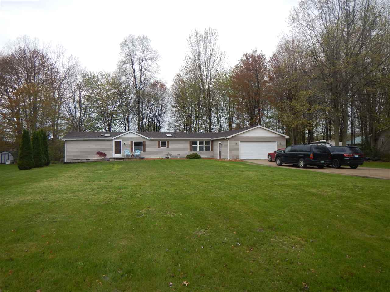 9232 Folkert Road Algonac, MI 48001 - Photo 5 of 45