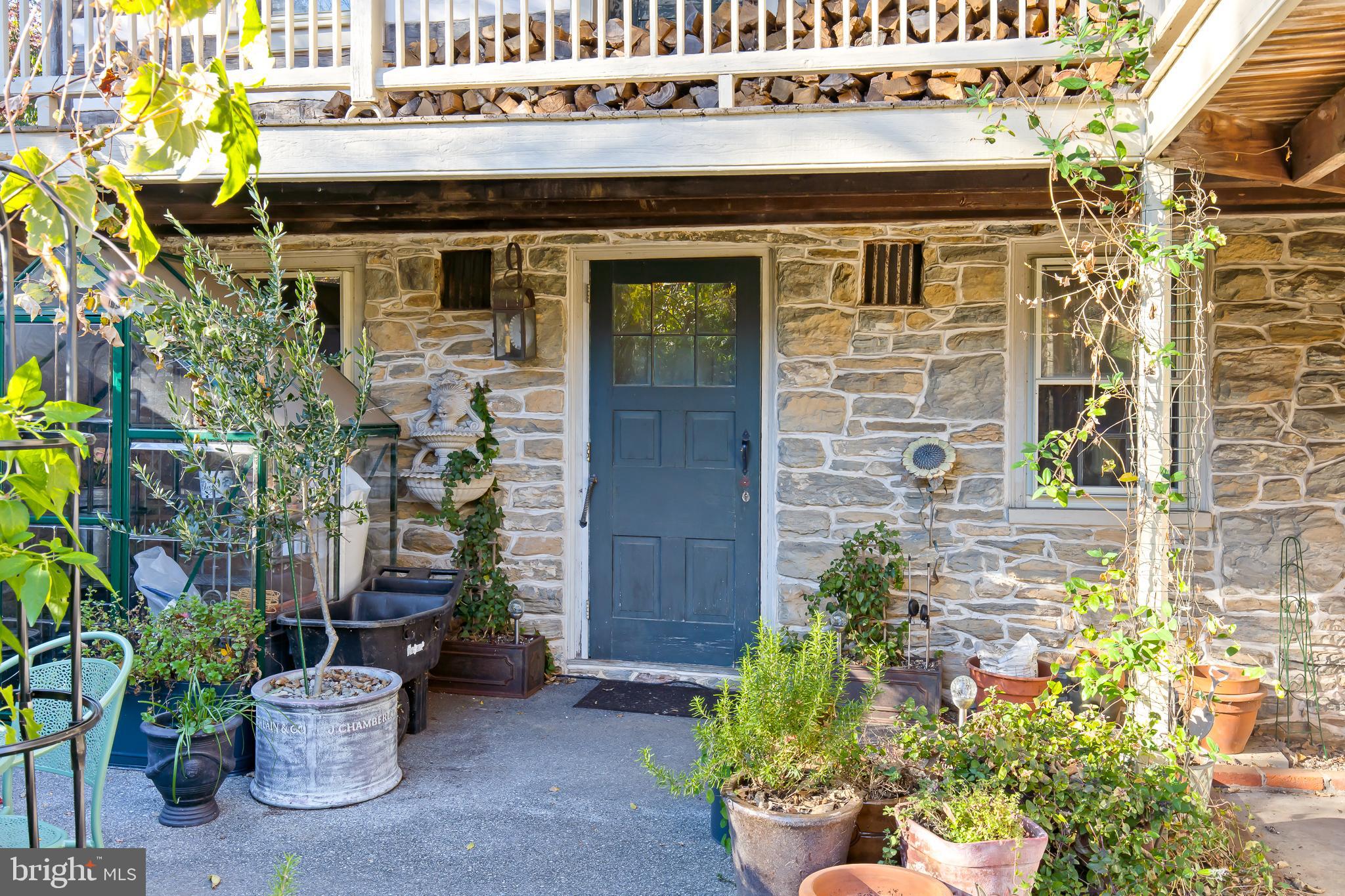 504 2nd Lock Road Lancaster, PA 17603 - Photo 35 of 52 a front view of a house