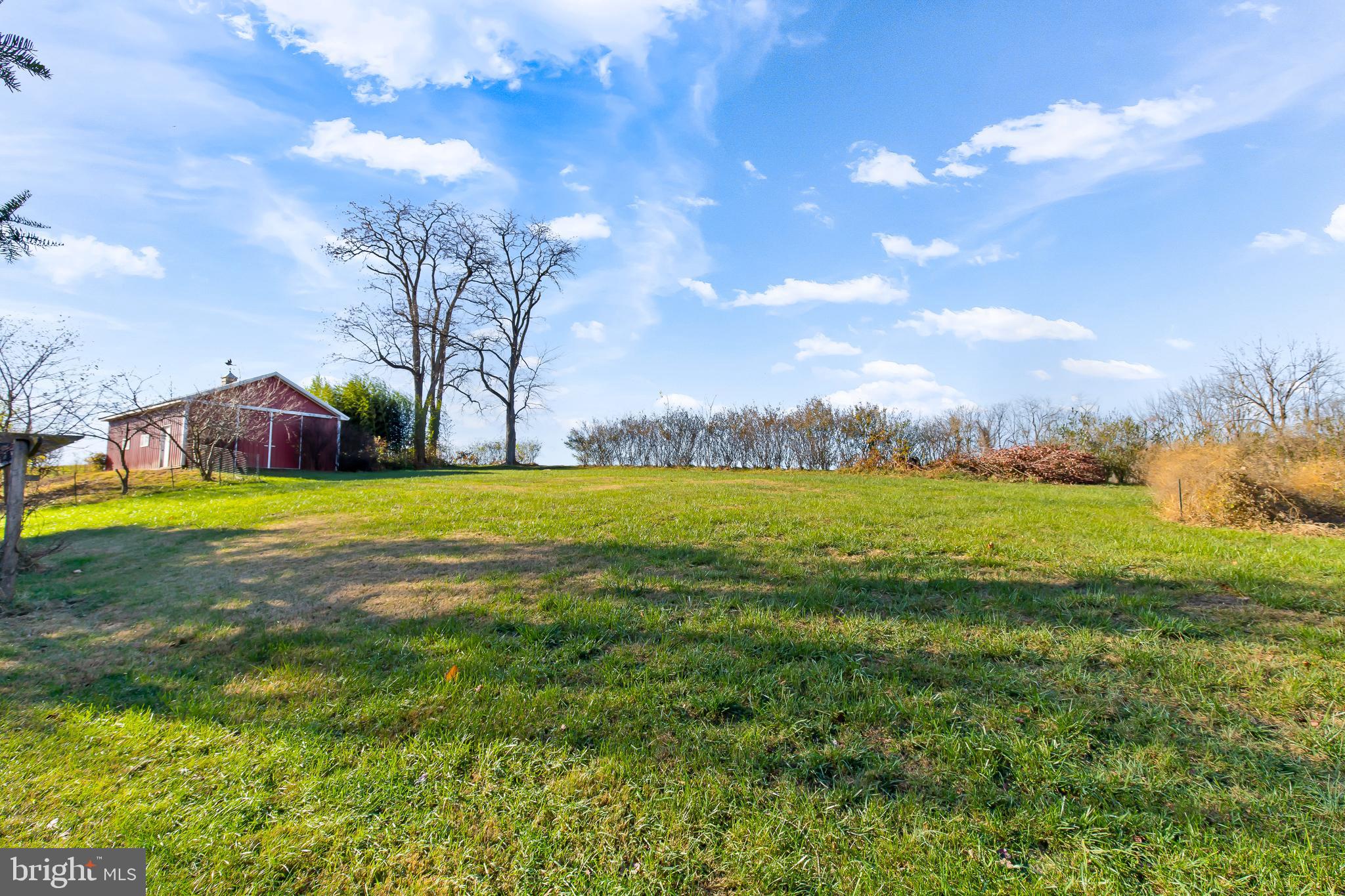 504 2nd Lock Road Lancaster, PA 17603 - Photo 48 of 52 a view of an ocean with houses in the background