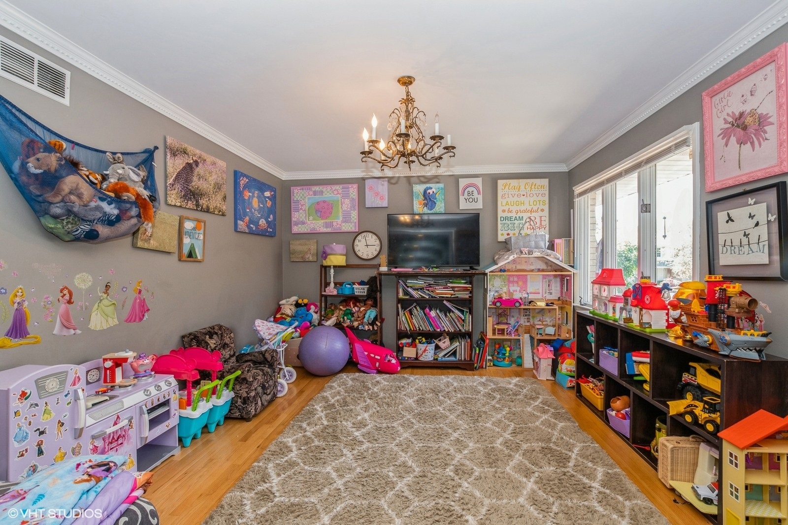 13011 South Shawnee Road Palos Heights, IL 60463 - Photo 10 of 28