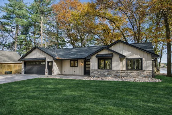 $560,000 | 25407 Pigeon Loft Road Northeast, Stacy, MN 55079