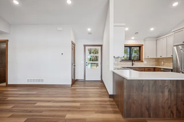 $589,900 | 25407 Pigeon Loft Road Northeast, Stacy, MN 55079