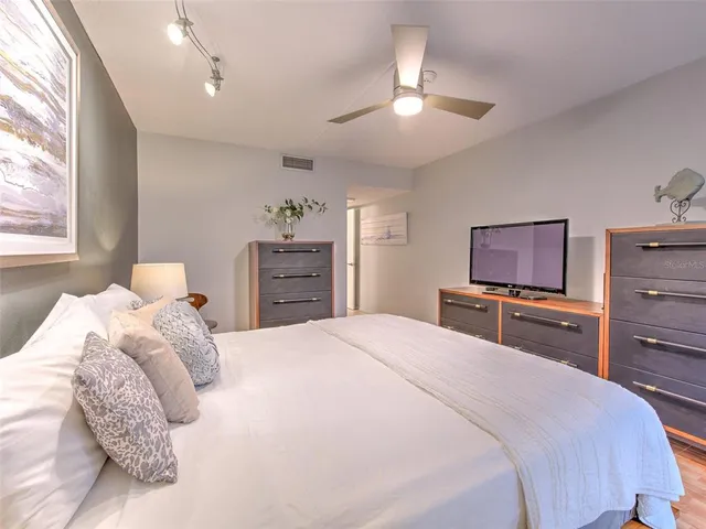 $10,000 | 741 Bayport Way, Unit 741, Longboat Key, FL 34228