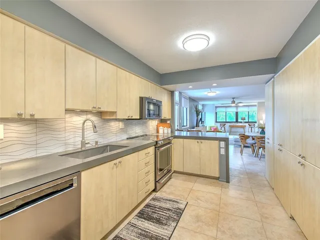 $10,000 | 741 Bayport Way, Unit 741, Longboat Key, FL 34228