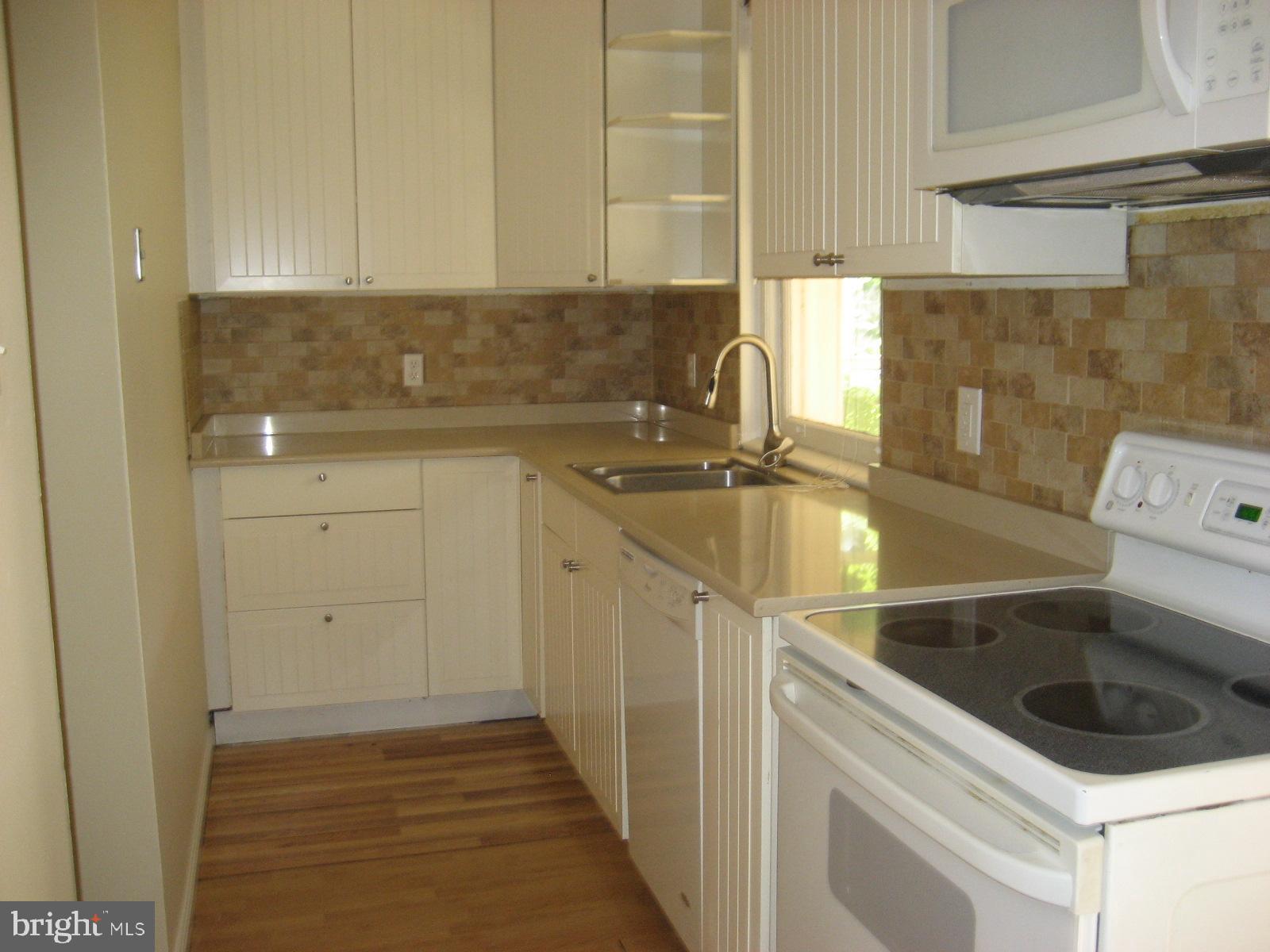 100 Grandview Road Ardmore, PA 19003 - Photo 11 of 15 Kithcen