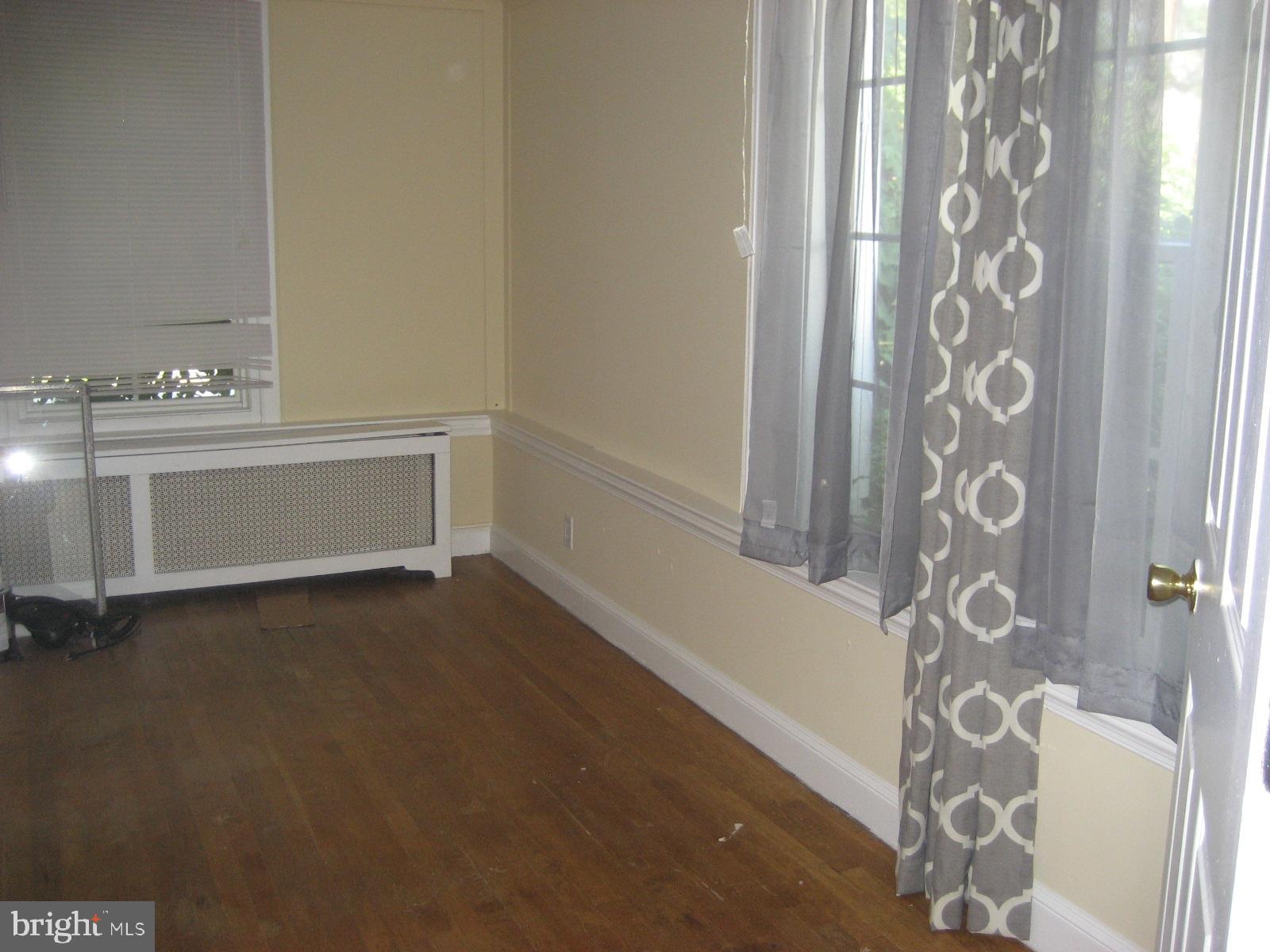 100 Grandview Road Ardmore, PA 19003 - Photo 4 of 15 Office/family room