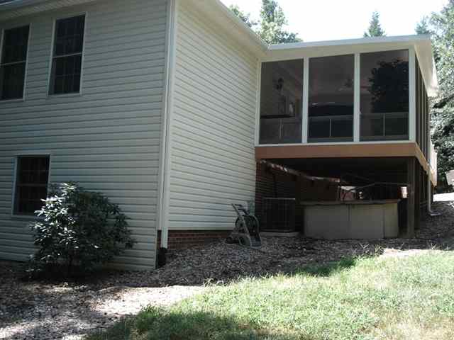 127 Robertson Road Taylors, SC 29687 - Photo 22 of 24 Gallery Image 22