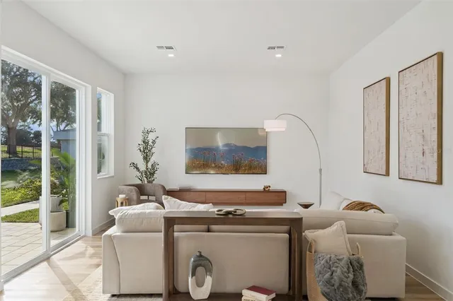 $364,900 | 451 Skyfield Court, Weirsdale, FL 32195