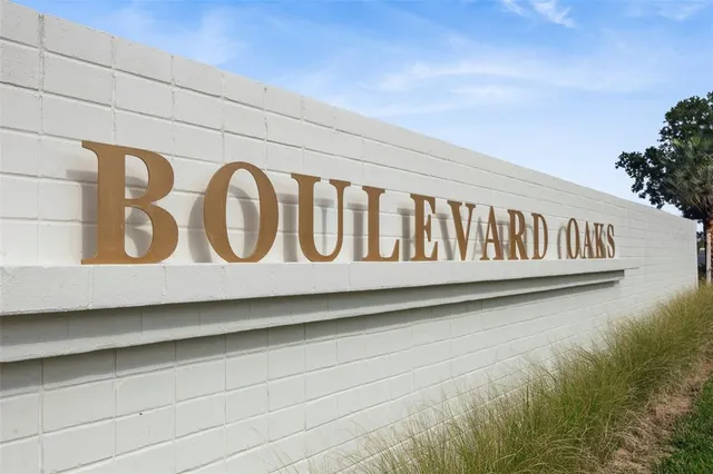 $364,900 | 451 Skyfield Court, Weirsdale, FL 32195