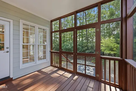 $895,000 | 215 Lansbrooke Lane, Apex, NC 27502