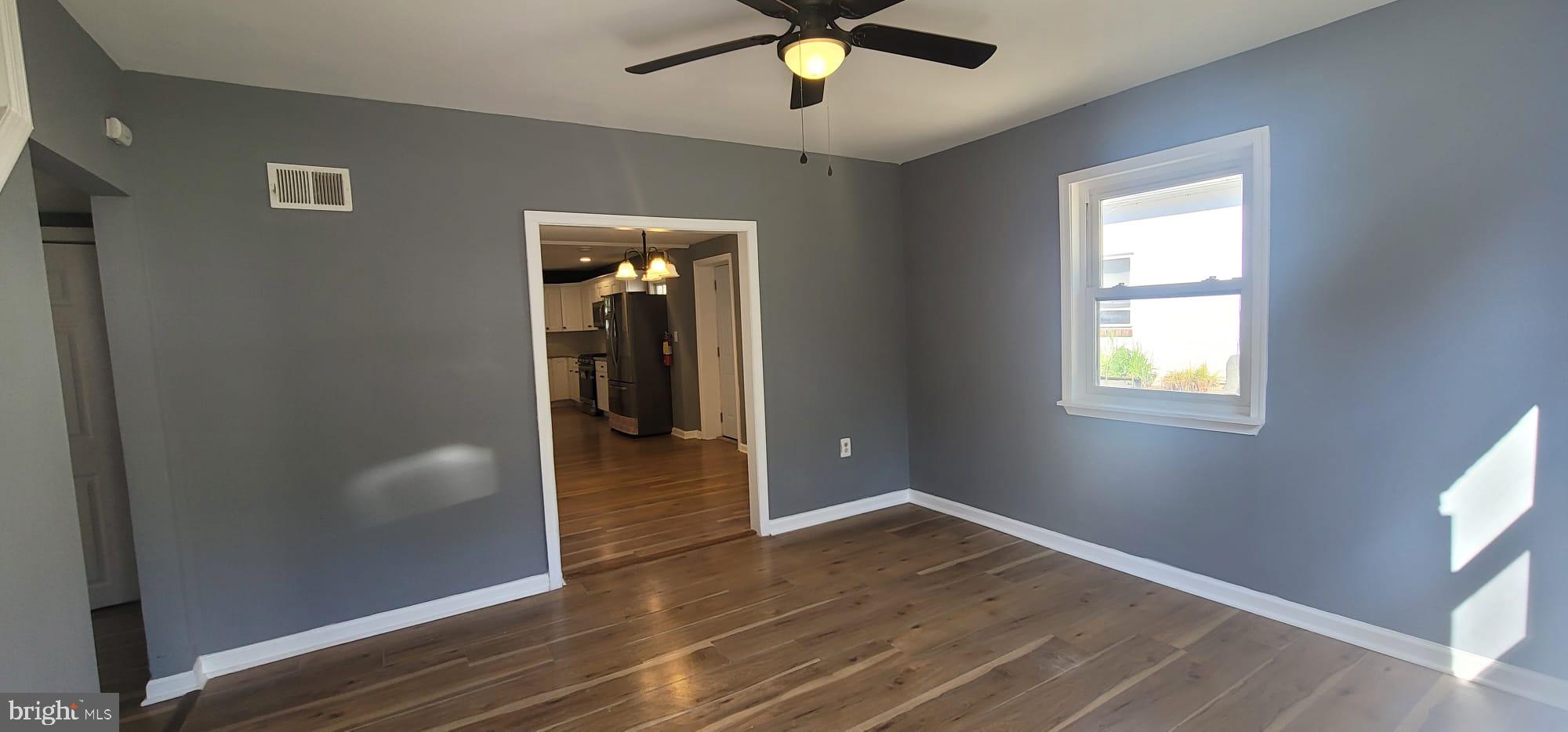 169 Silver Lake Drive Clementon, NJ 08021 - Photo 4 of 21