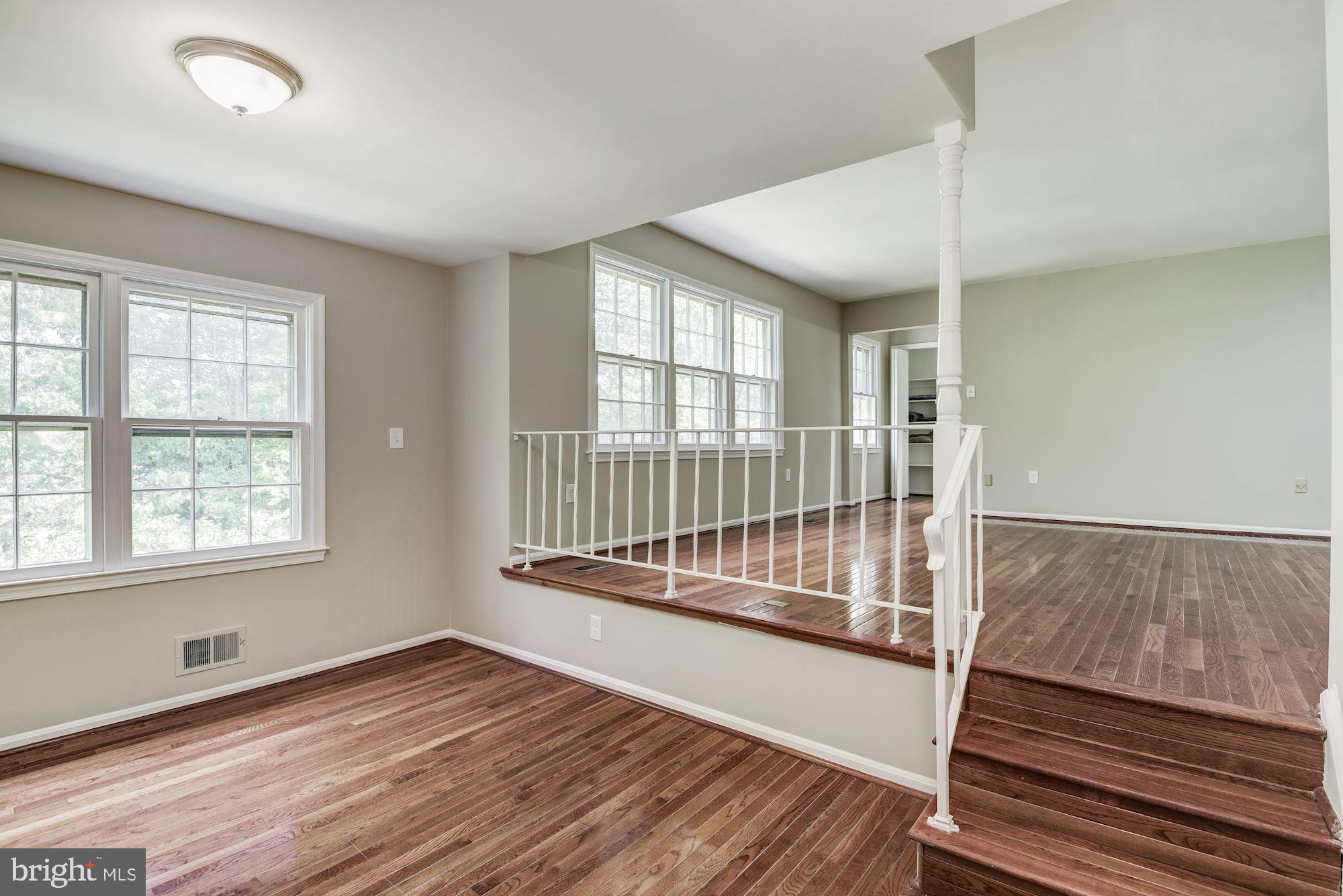 15020 Wellwood Road Silver Spring, MD 20905 - Photo 19 of 38 Owner's suite, hardwoods.
