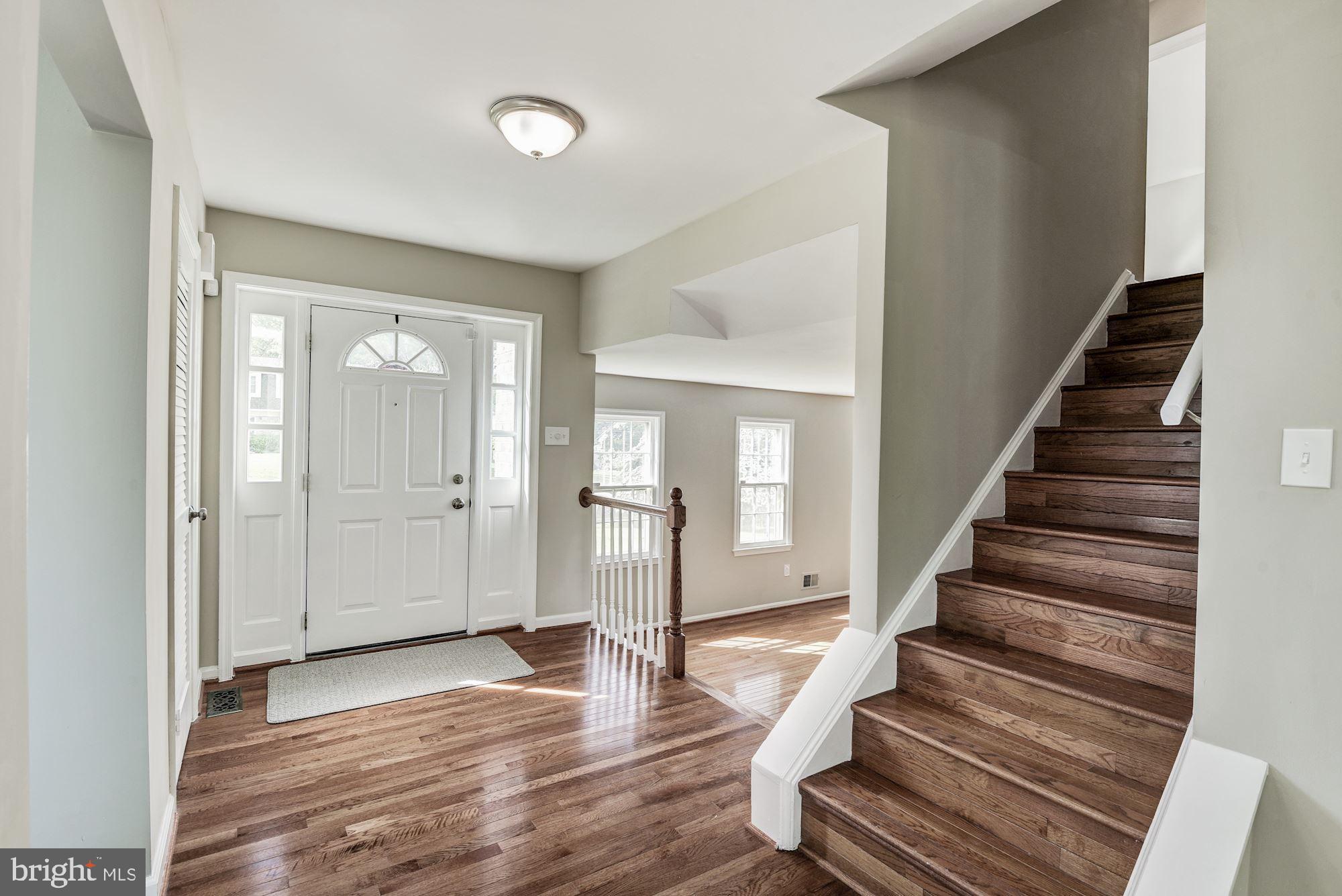 15020 Wellwood Road Silver Spring, MD 20905 - Photo 3 of 38 Natural light through house