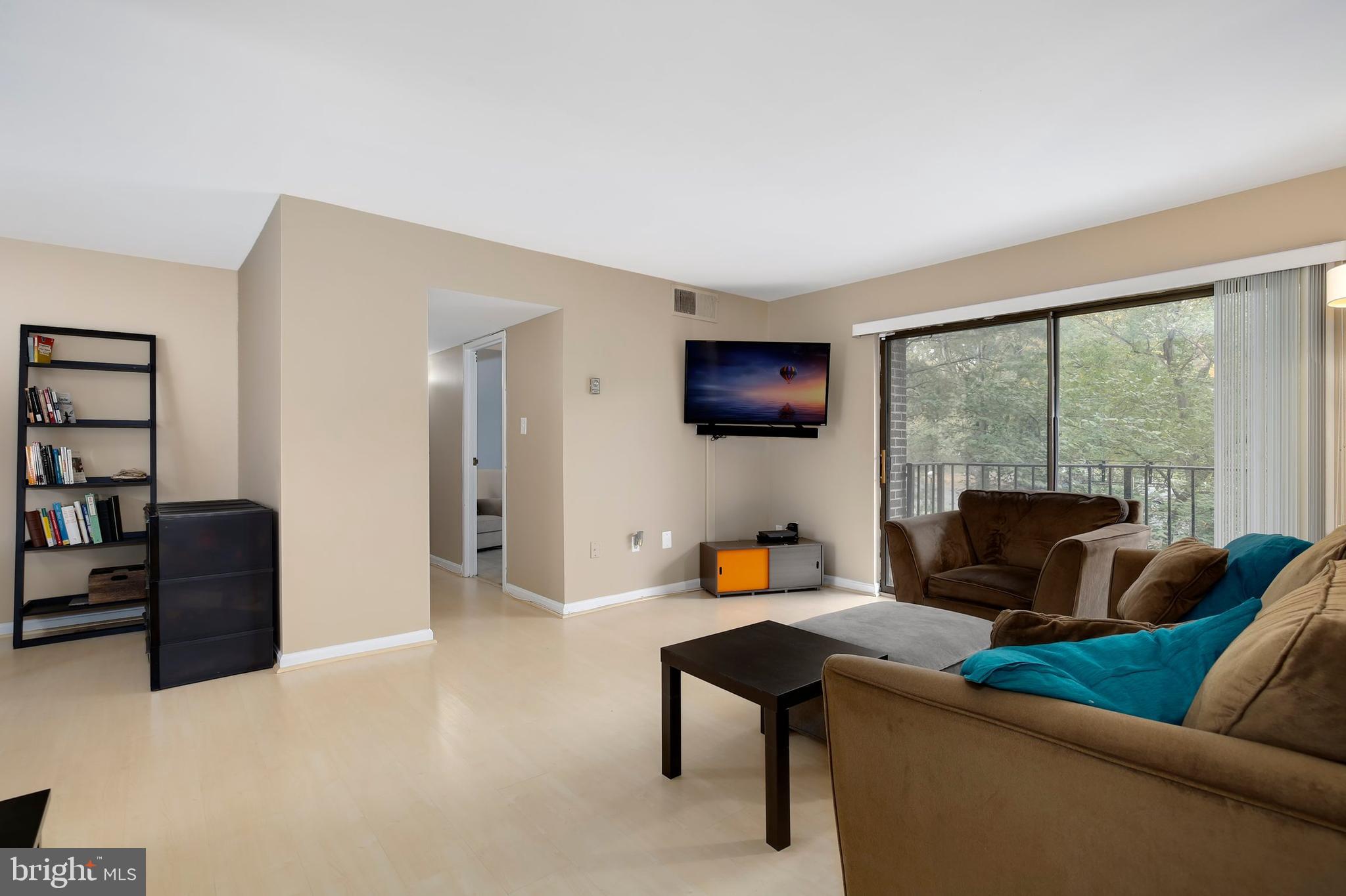 17801 Buehler Road, Unit 110 Olney, MD 20832 - Photo 4 of 26 Gallery Image 4