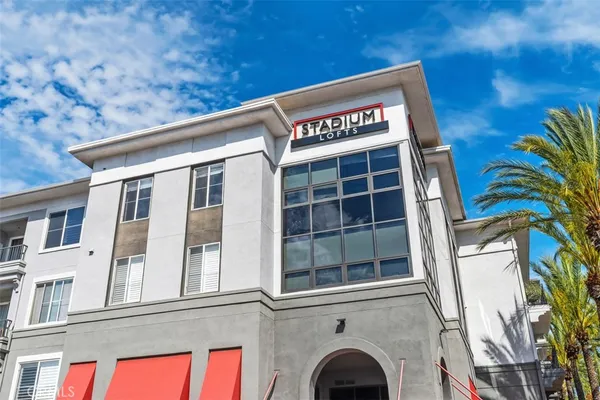 $530,000 | 1801 East Katella Avenue, Unit 2157, Anaheim, CA 92805