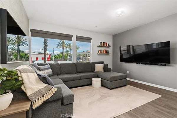 $530,000 | 1801 East Katella Avenue, Unit 2157, Anaheim, CA 92805