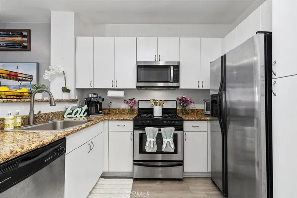 $530,000 | 1801 East Katella Avenue, Unit 2157, Anaheim, CA 92805