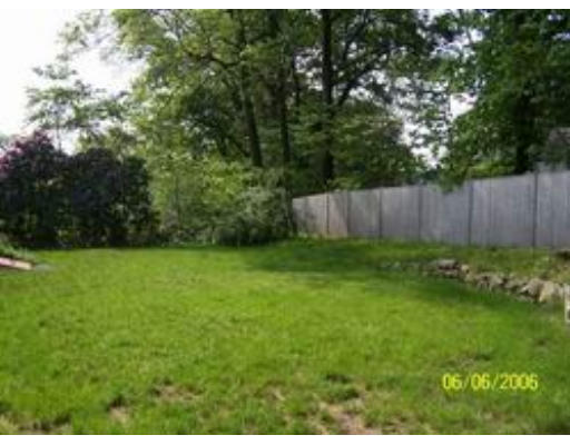 18 Lambert Road Randolph, MA 02368 - Photo 7 of 8 Gallery Image 7
