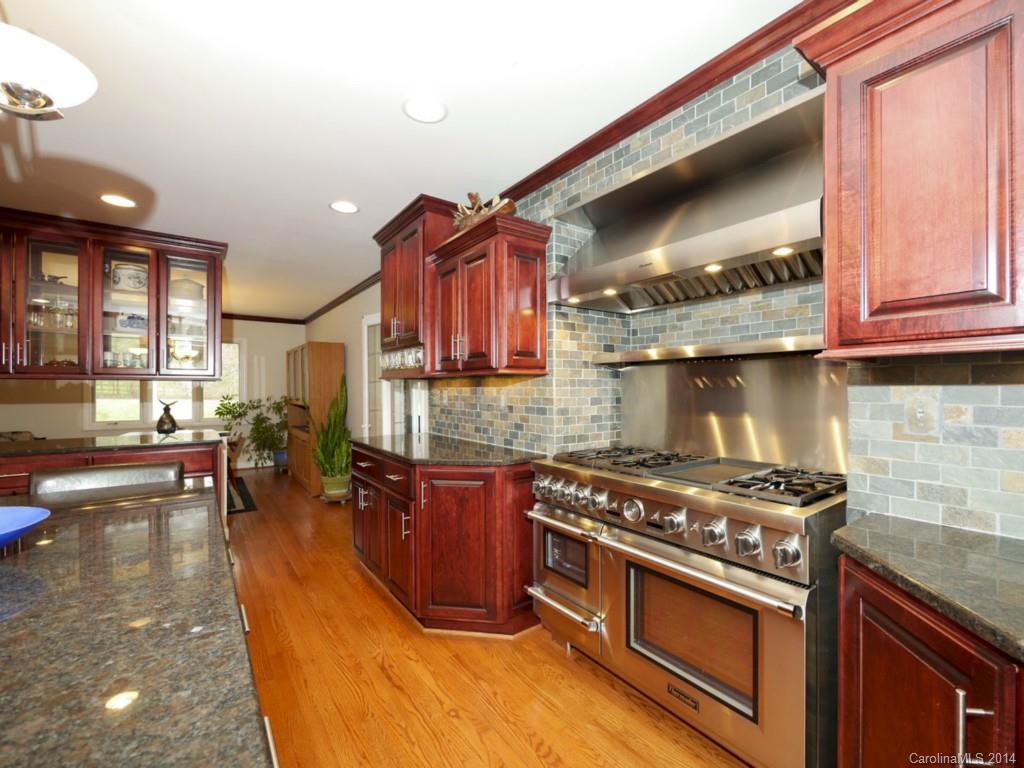 10825 Middle Acres Road Charlotte, NC 28213 - Photo 6 of 24 Gallery Image 6