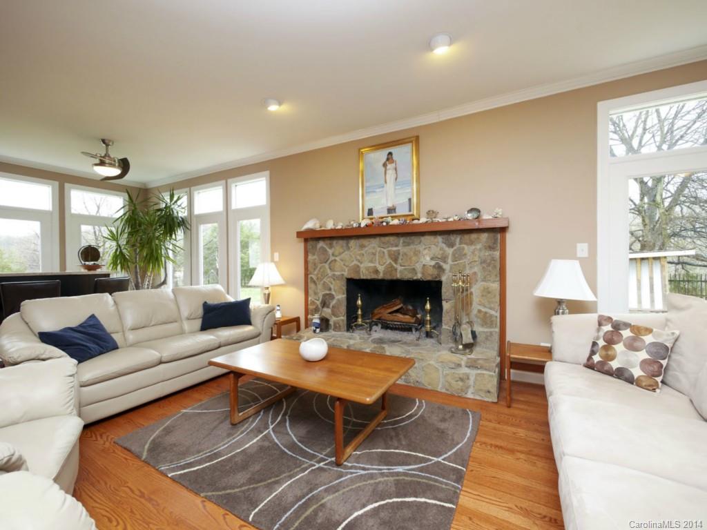 10825 Middle Acres Road Charlotte, NC 28213 - Photo 7 of 24 Gallery Image 7