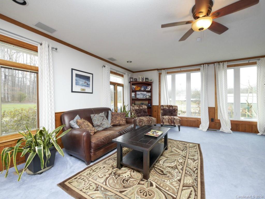 10825 Middle Acres Road Charlotte, NC 28213 - Photo 10 of 24 Gallery Image 10