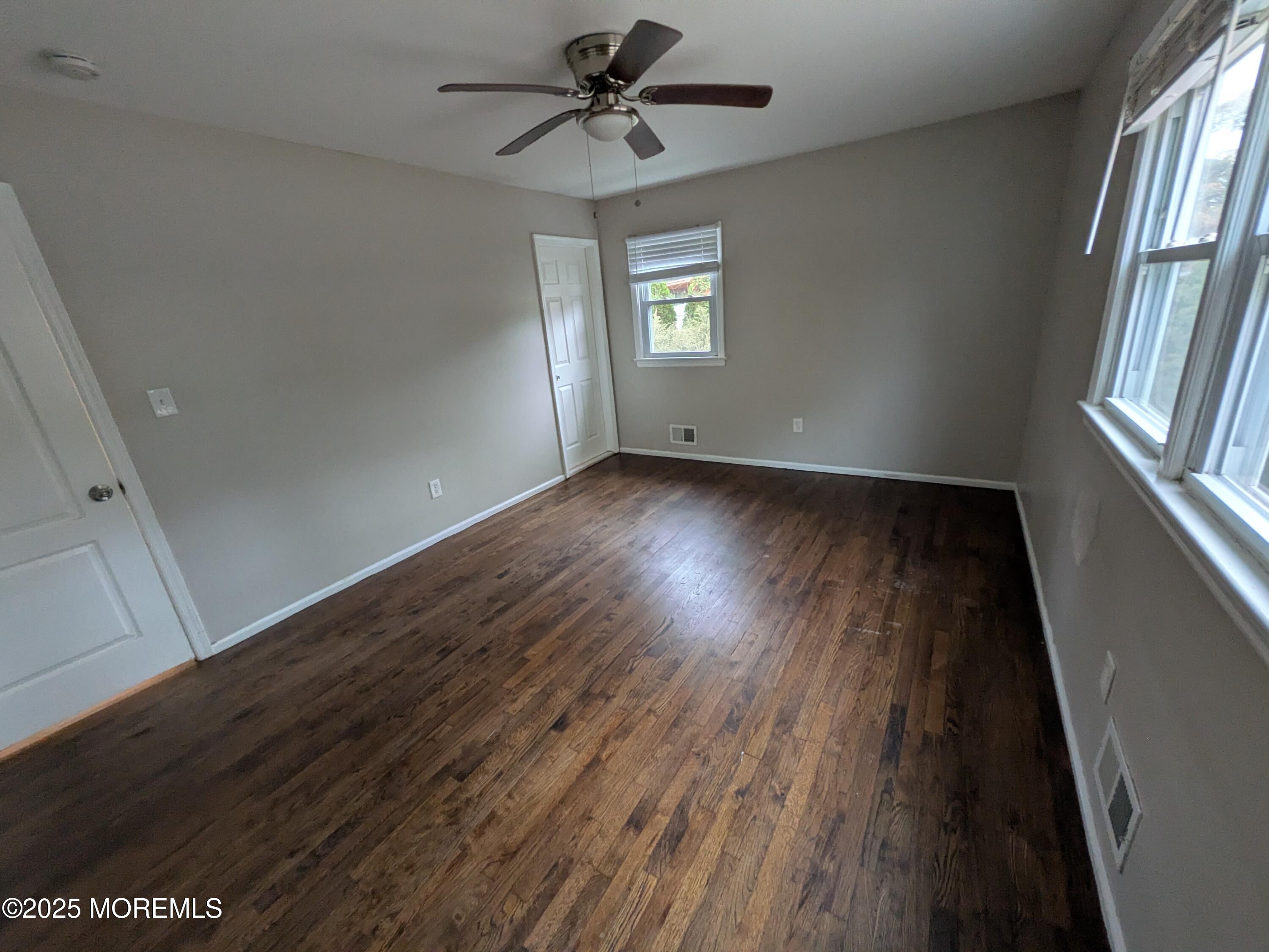 440 Drum Point Road Brick, NJ 08723 - Photo 8 of 10 PXL_20251029_183535549