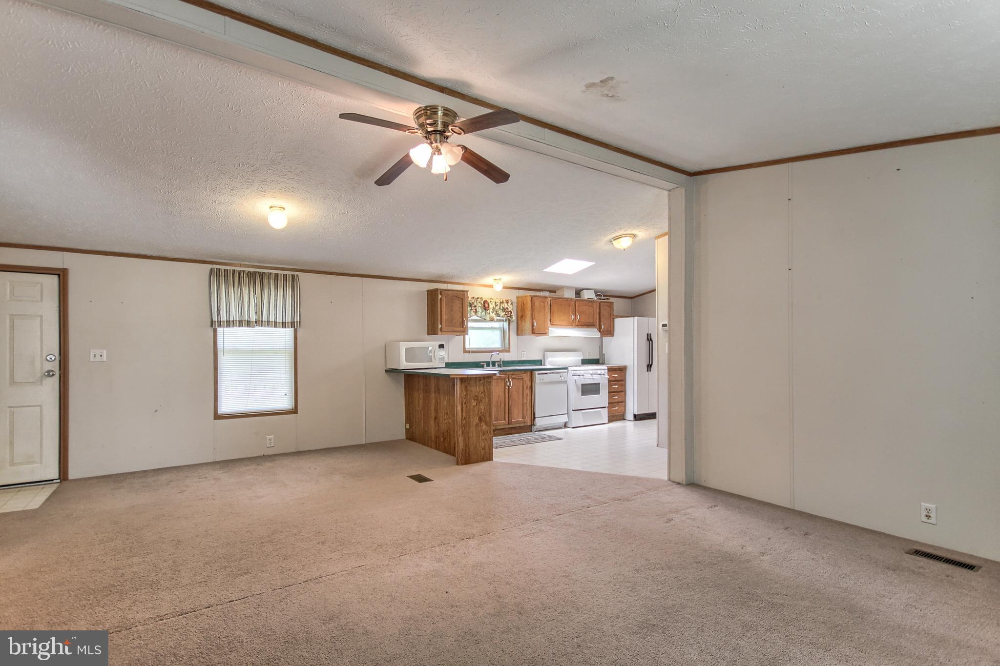 635 Shed Road Newville, PA 17241 - Photo 3 of 26 Gallery Image 3