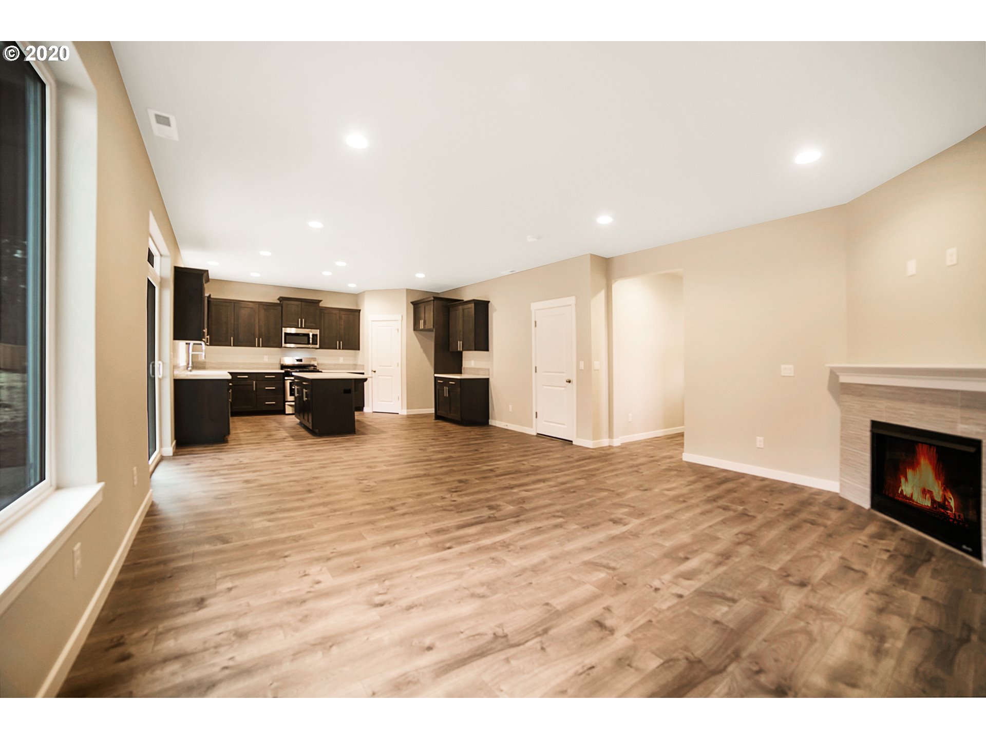 2625 South 11th Court Ridgefield, WA 98642 - Photo 3 of 25 Gallery Image 3