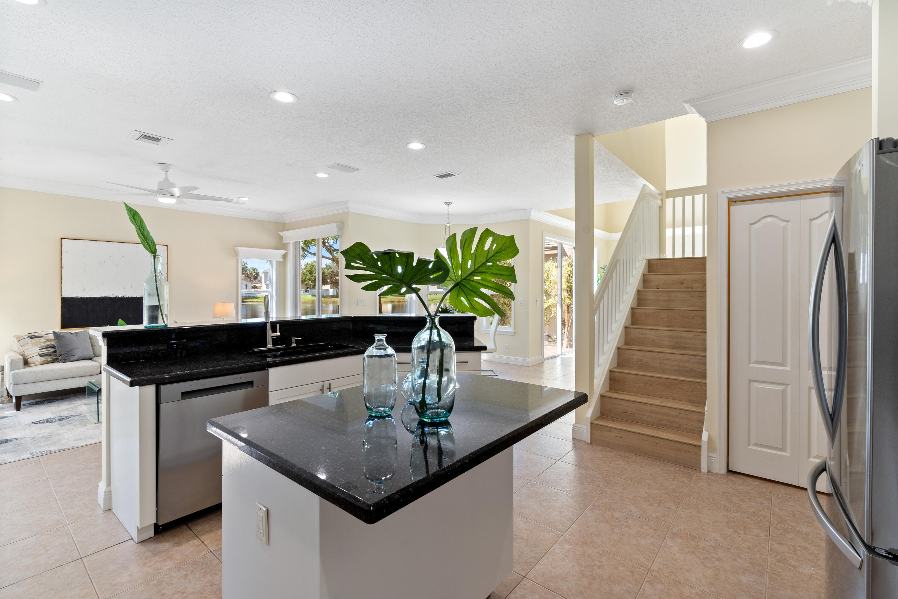 10250 Clubhouse Turn Road Lake Worth, FL 33449 - Photo 11 of 23 10250 Clubshouse Turn Road Lake Worth FL