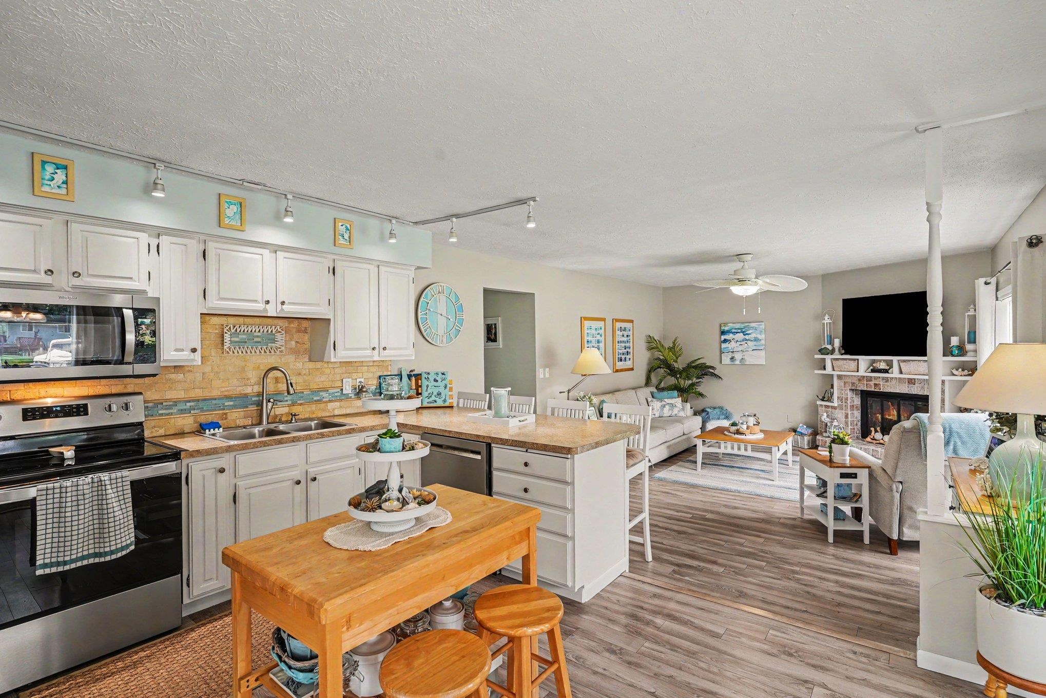 3332 Shawnee Trail Pinckney, MI 48169 - Photo 11 of 30