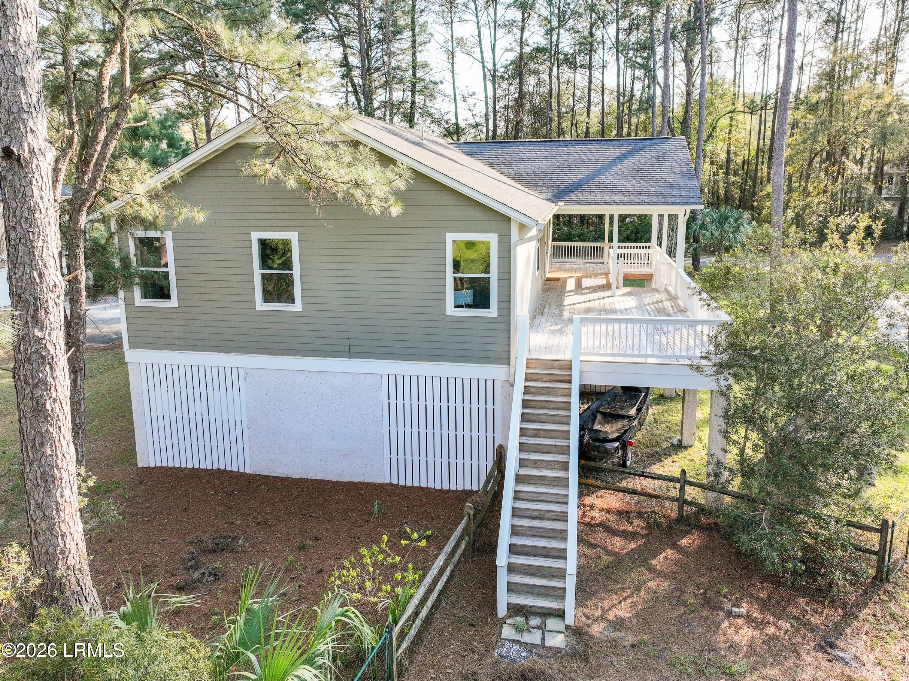 35 Downing Drive Beaufort, SC 29907 - Photo 5 of 50 dji_fly_20260319_173014_0078_17739558756
