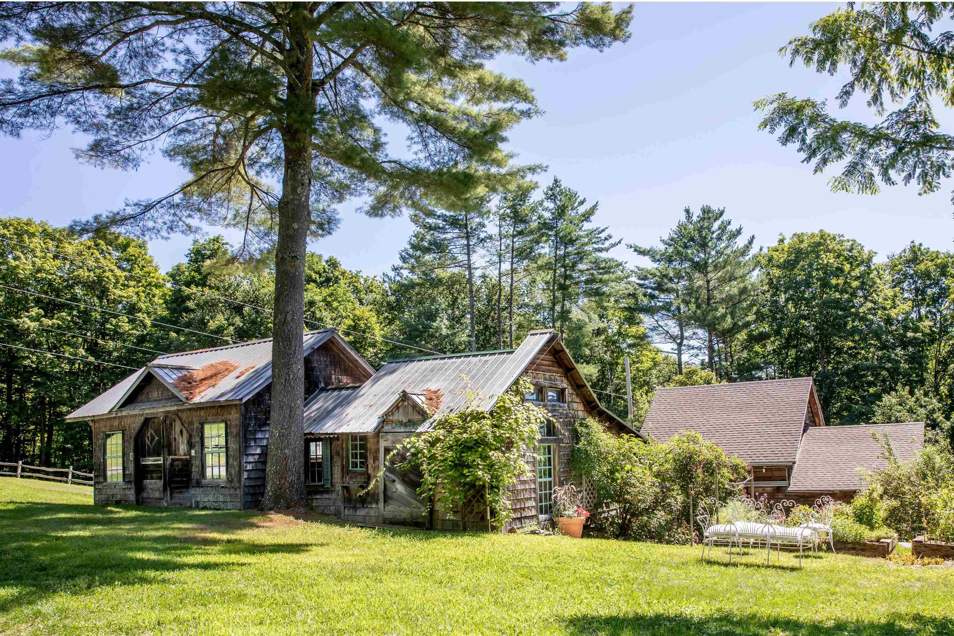 51 Dusty Ridge Road Putney, VT 05346 - Photo 2 of 6
