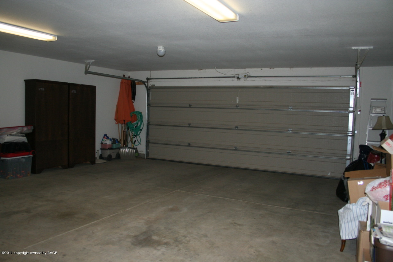 6006 Riley Elizabeth Place Amarillo, TX 79119 - Photo 39 of 42 Oversized 2 car garage