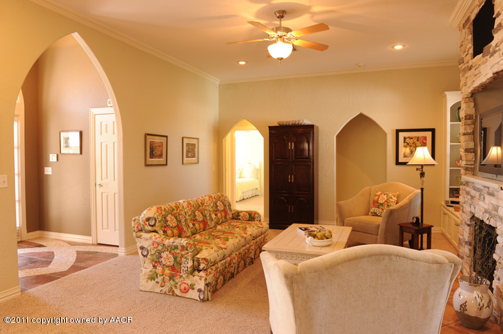 6006 Riley Elizabeth Place Amarillo, TX 79119 - Photo 6 of 42 living area 2