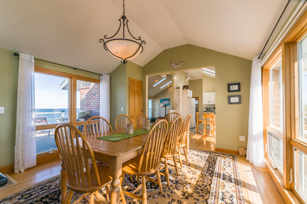 112 Salt Marsh Road East Sandwich, MA 02537 - Photo 7 of 19 112 Salt Marsh Road-79-HDR