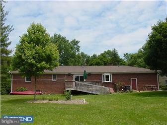 5 Boss Road Ringoes, NJ 08551 - Photo 2 of 12 Exterior Back