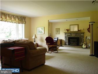 5 Boss Road Ringoes, NJ 08551 - Photo 4 of 12 Living Room