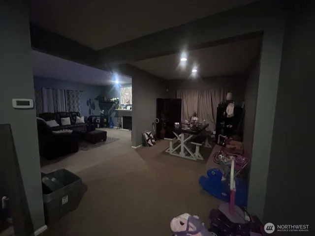 $599,900 | 437 20th Street Northwest, Puyallup, WA 98371