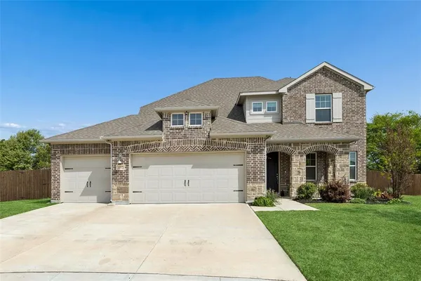 $499,000 | 1512 Gentle Crk Lane, Fort Worth, TX 76052